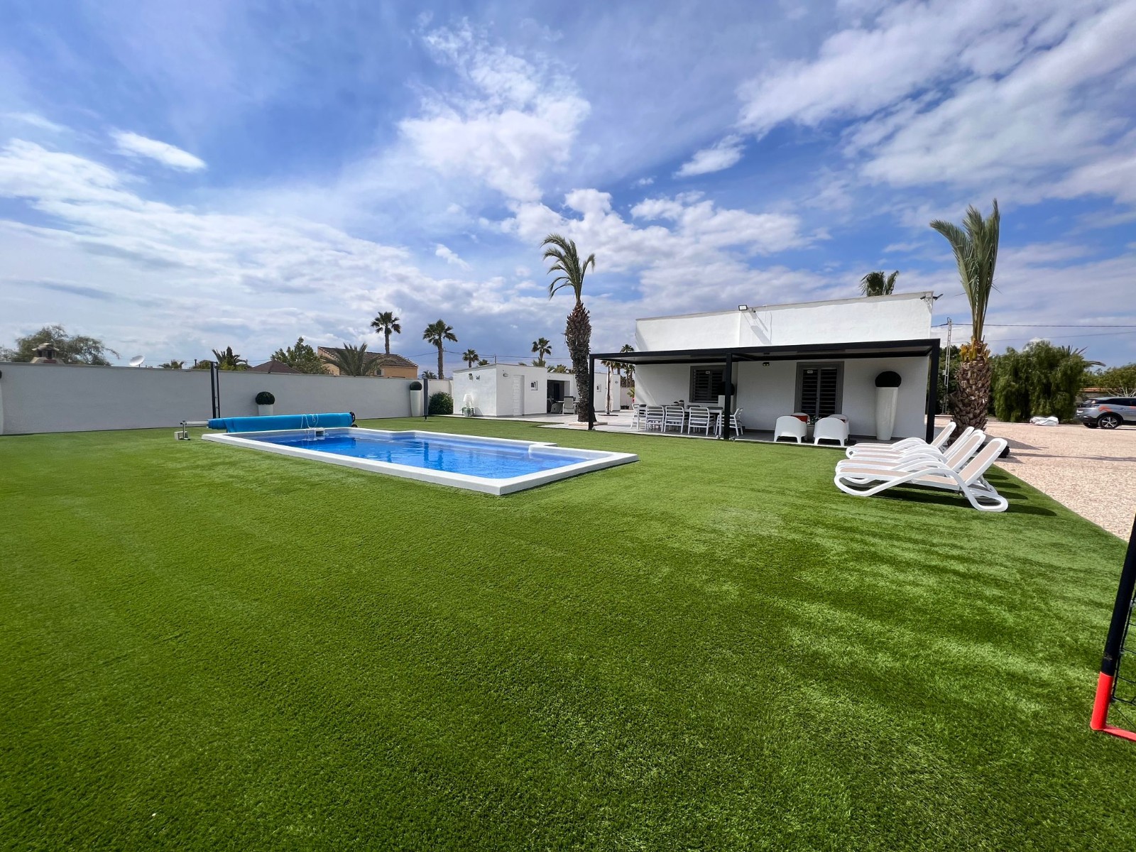 Villa in Elche