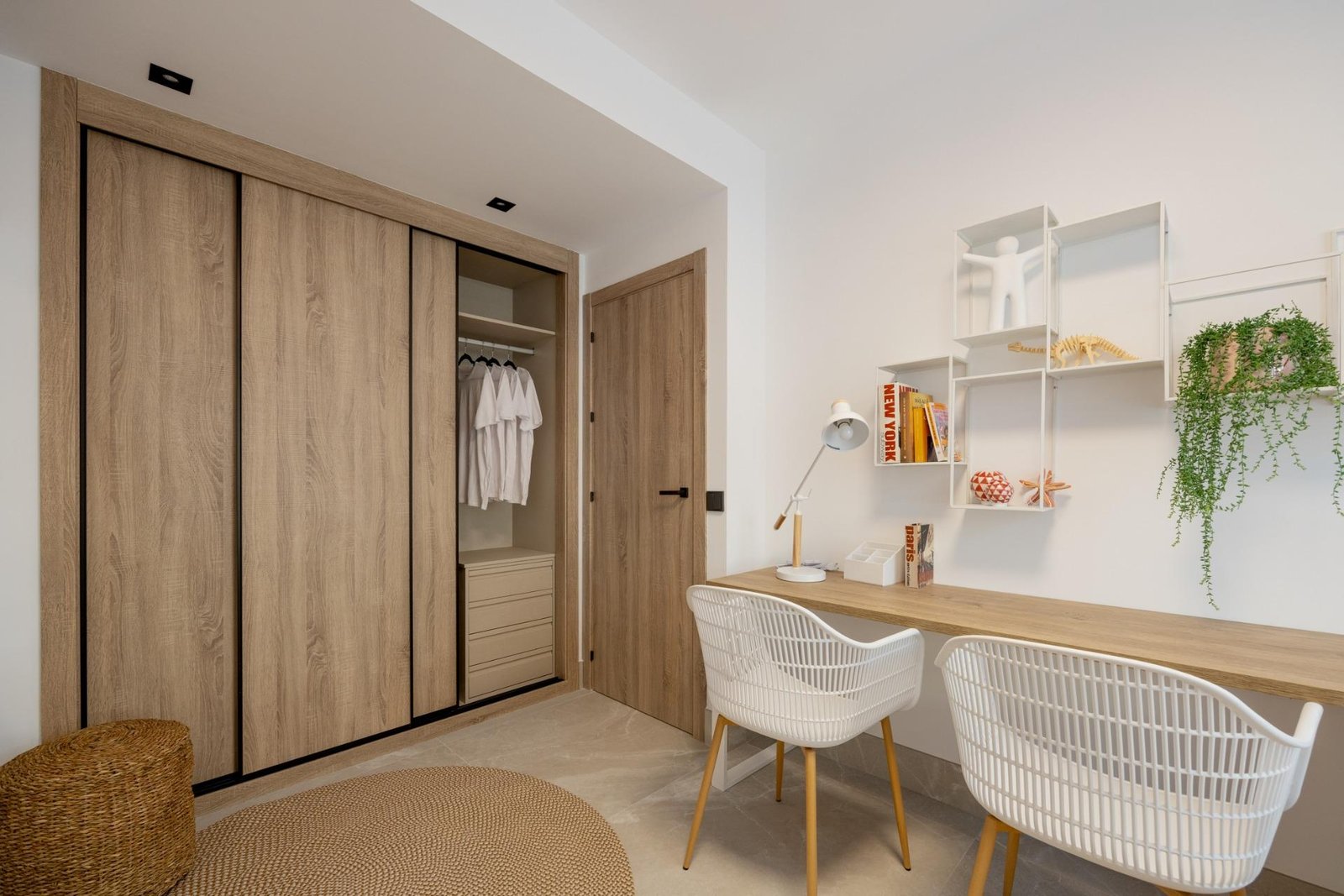 1745573974-product_file-411818