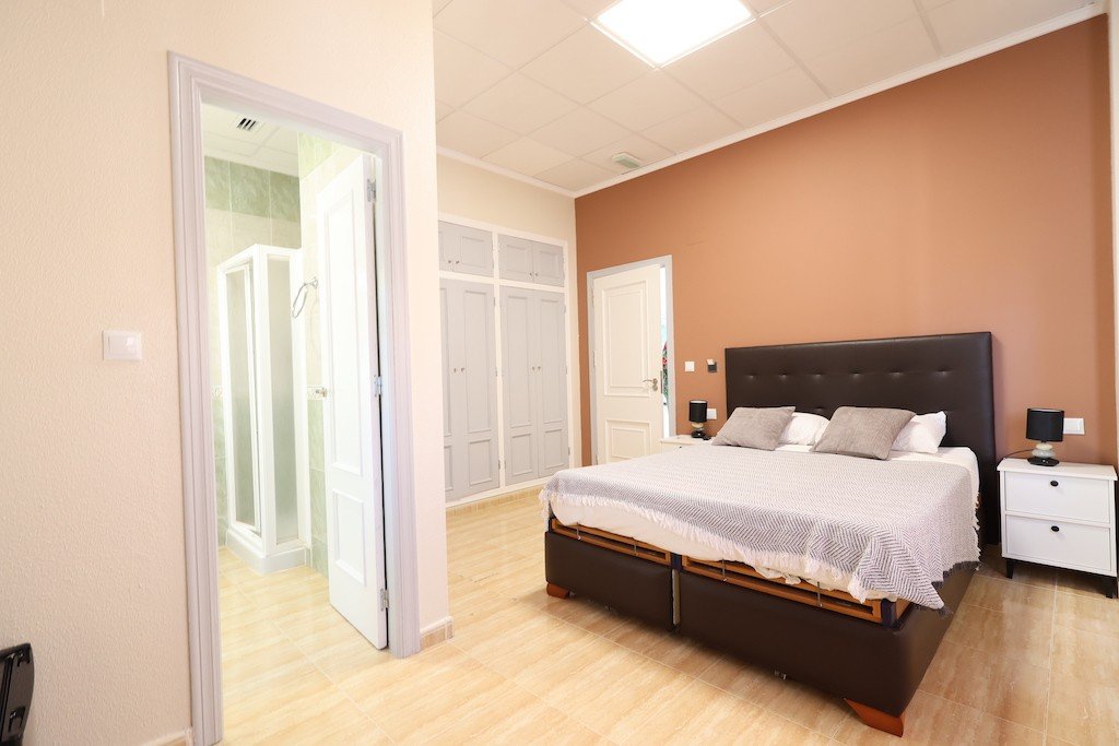 property_images-PID-4757-full_1445755_64373785