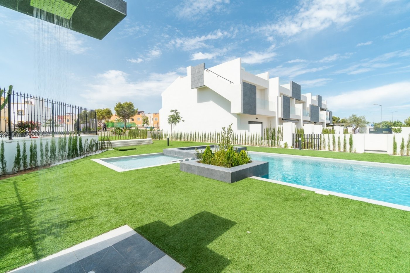 1774947051-property_image-251071